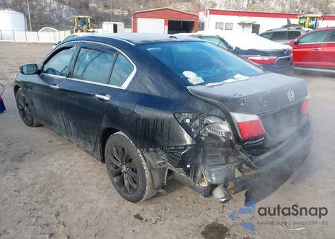 2013 Honda Accord Touring z USA, uszkodzony, nr VIN 1HGCR3F94DA030629